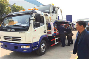会东汽车道路救援拖车价格